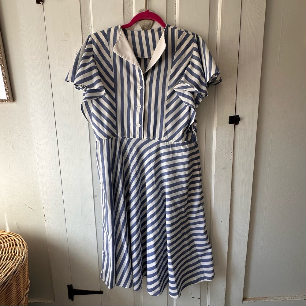 Vintage Striped Midi Dress 1980s Fits Modern L Blue White Bias Flutter Sleeve